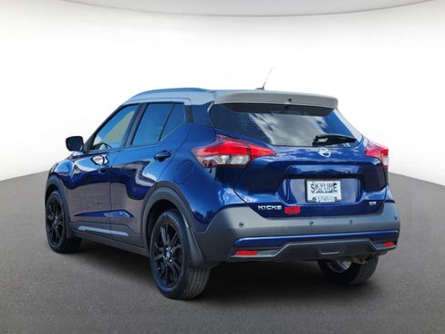Used 2020 Nissan Kicks SR w/ SR Premium Package FWD image 4