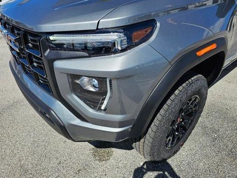 New 2026 GMC Canyon Elevation w/ Convenience Package image 16