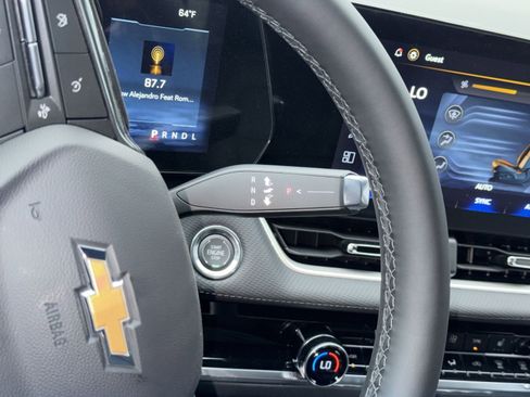 New 2026 Chevrolet Equinox LT w/ Convenience Package II image 22