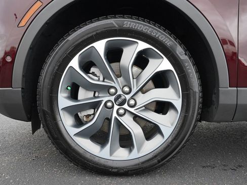 Used 2022 Lincoln Nautilus Reserve AWD/4WD image 30