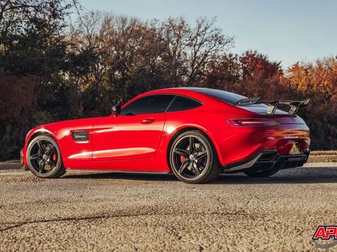 Used 2016 Mercedes-Benz AMG GT S image 5