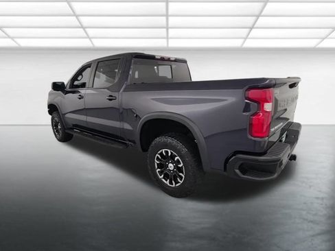 Used 2022 Chevrolet Silverado 1500 ZR2 w/ Technology Package AWD/4WD image 6