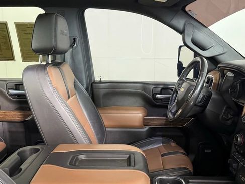 Used 2020 Chevrolet Silverado 2500 High Country w/ Z71 Off-Road Package AWD/4WD image 31