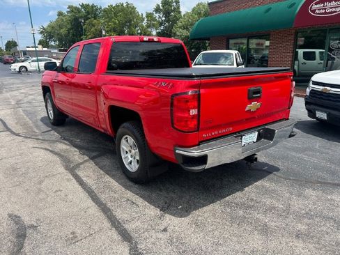 Used 2018 Chevrolet Silverado 1500 LT AWD/4WD image 3