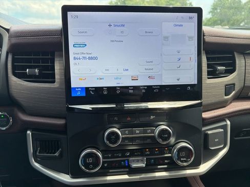 Used 2024 Ford Expedition Max Limited RWD image 15