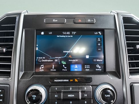 Used 2019 Ford F150 Lariat w/ Equipment Group 502A Luxury AWD/4WD image 18