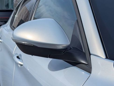 Used 2023 Alfa Romeo Stelvio Sprint image 13