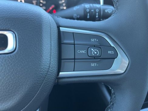 New 2026 Jeep Compass Latitude image 26