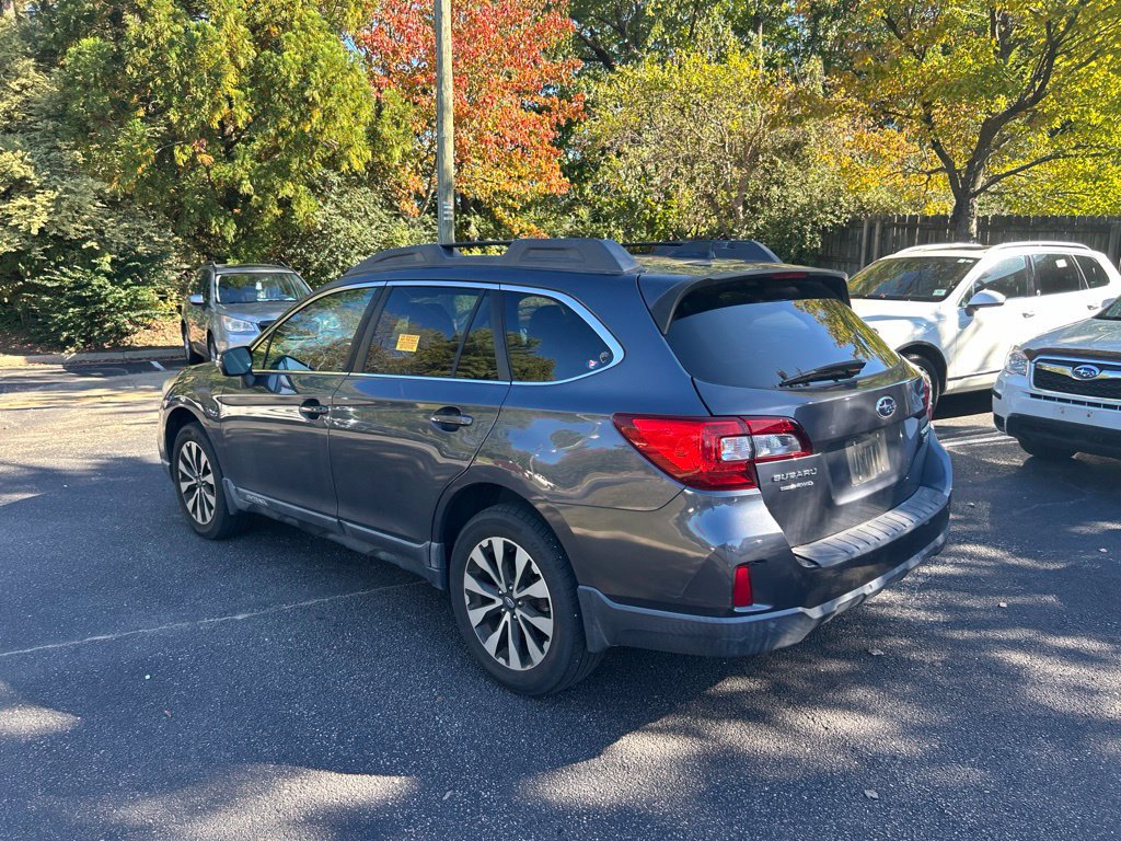 Used 2017 Subaru Outback 3.6R Limited AWD/4WD image 5