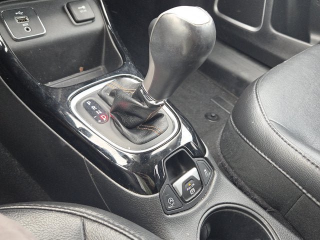 Used 2018 Jeep Compass Limited w/ Navigation Group FWD image 23