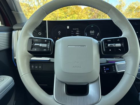 Certified 2025 Hyundai Santa Fe Limited image 15