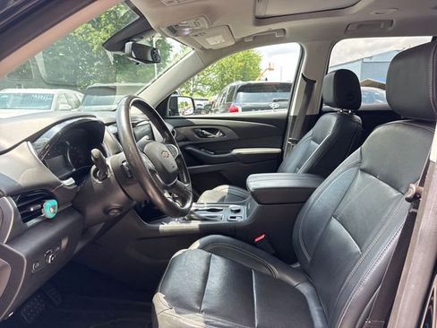 Used 2019 Chevrolet Traverse Premier w/ Redline Edition AWD/4WD image 14
