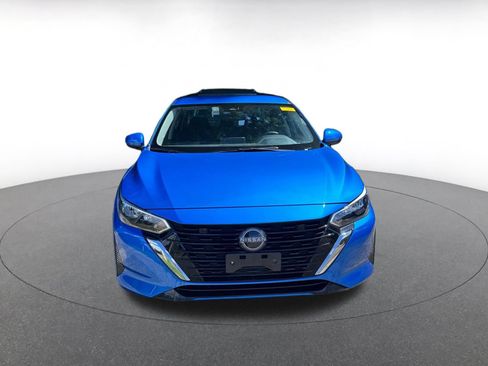 Used 2025 Nissan Sentra SV FWD image 7