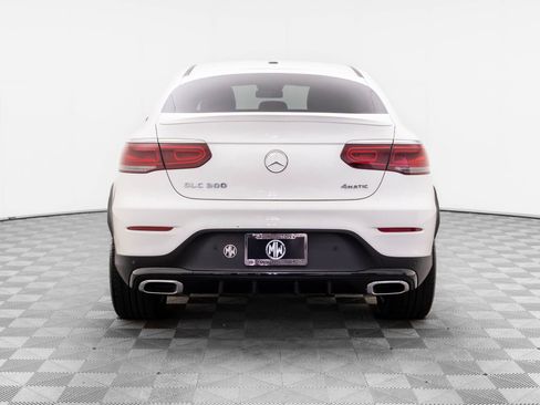 Used 2023 Mercedes-Benz GLC 300 4MATIC Coupe image 4
