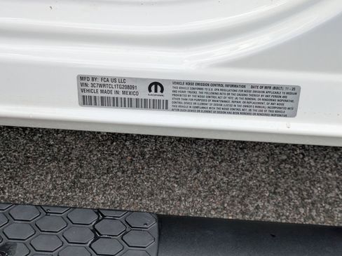 New 2026 RAM 3500 Tradesman AWD/4WD image 32