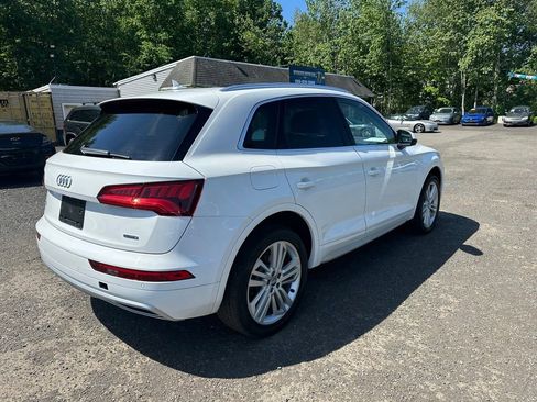 Used 2020 Audi Q5 2.0T Premium Plus w/ Premium Plus Package AWD/4WD image 5