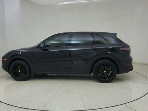 Used 2019 Porsche Cayenne AWD/4WD image 64
