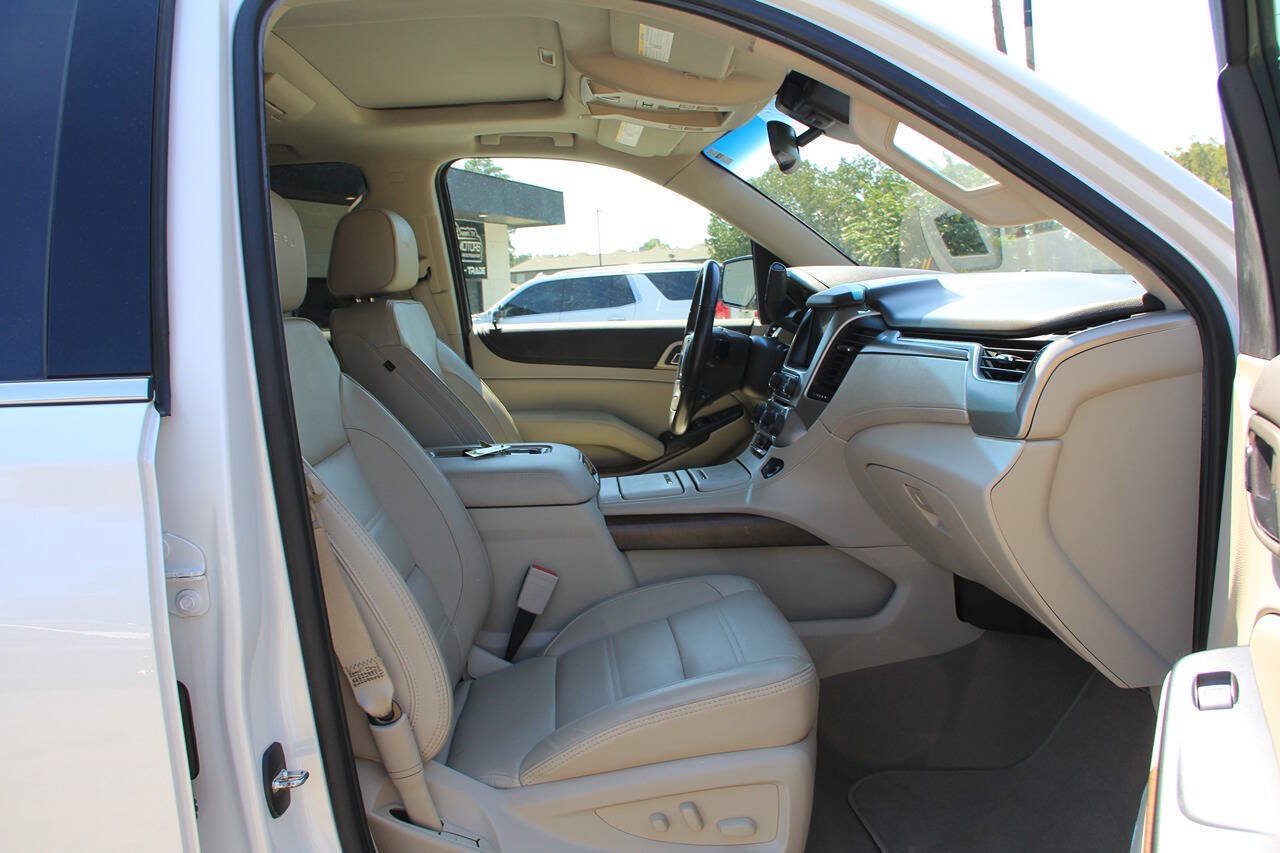 Used 2019 GMC Yukon Denali w/ Denali Ultimate Package RWD image 12