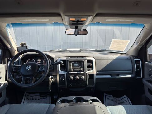 Used 2018 RAM 2500 SLT AWD/4WD image 15