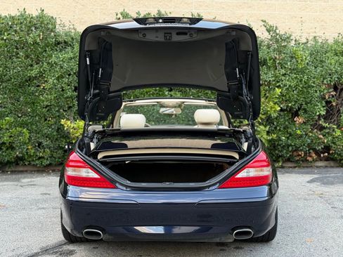 Used 2008 Mercedes-Benz SL 550 image 28