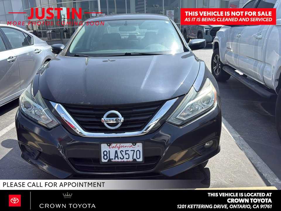 Used 2017 Nissan Altima 2.5 SV FWD image 3