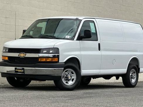 New 2026 Chevrolet Express 2500 w/ Driver Convenience Package RWD image 8