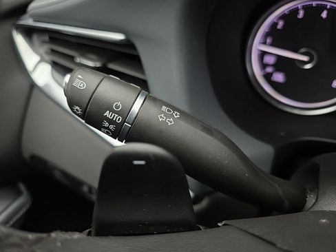 Certified 2023 Buick Enclave Essence image 23