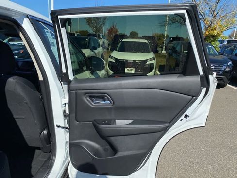 New 2026 Nissan Rogue SV image 23