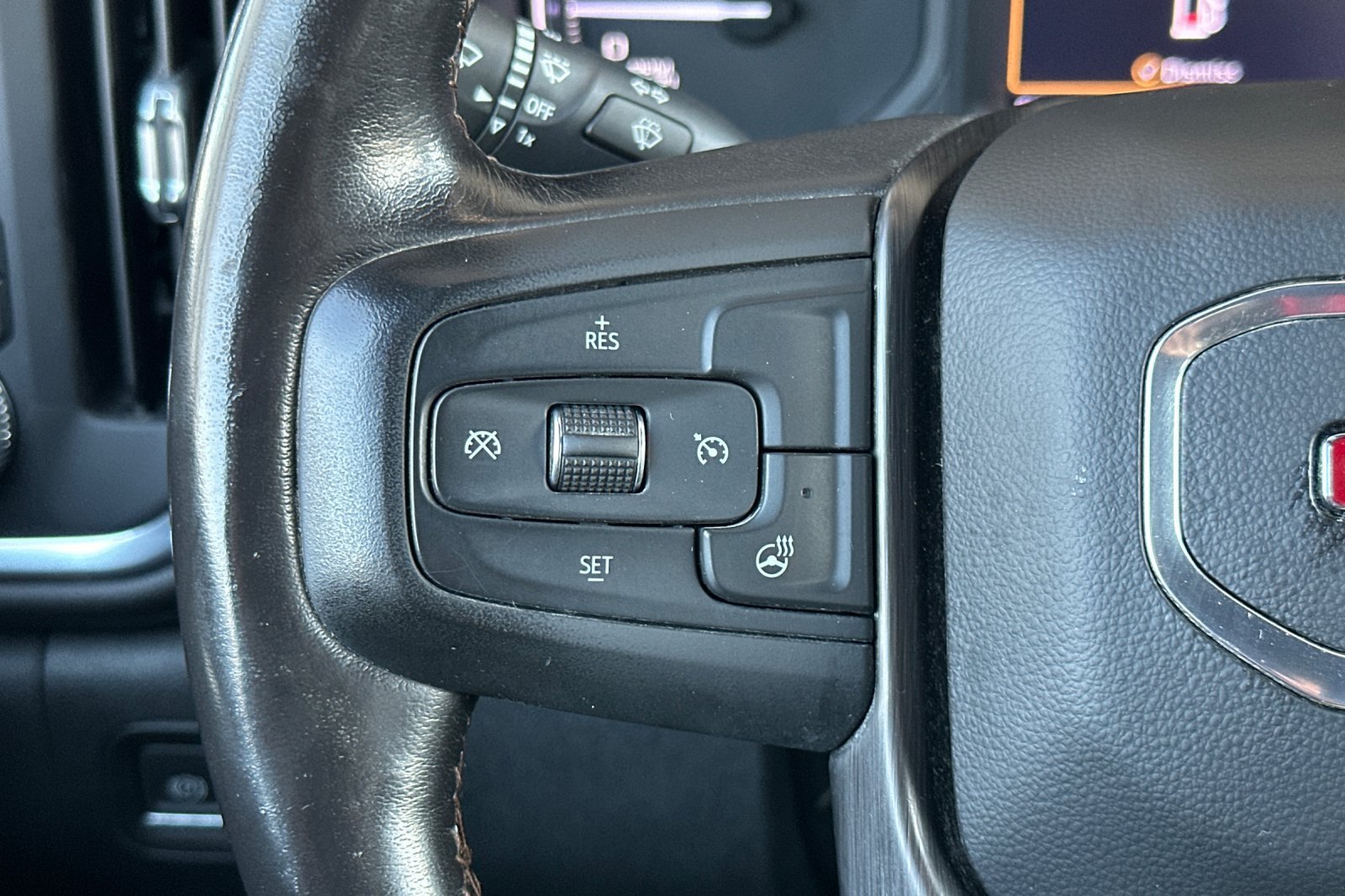 Used 2021 GMC Sierra 1500 AT4 AWD/4WD image 25
