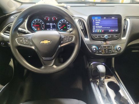 Used 2024 Chevrolet Malibu LT image 22