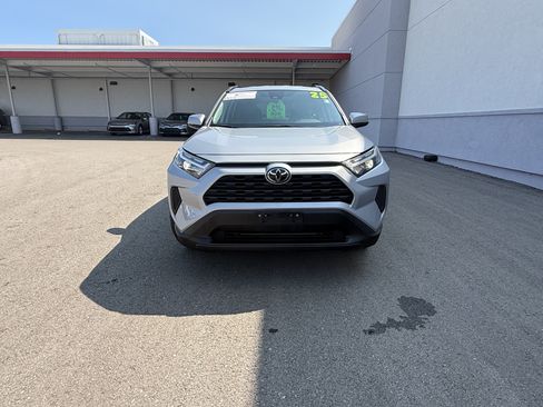 Certified 2025 Toyota RAV4 XLE AWD/4WD image 13