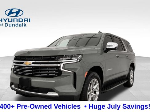 Used 2023 Chevrolet Suburban Premier AWD/4WD image 3