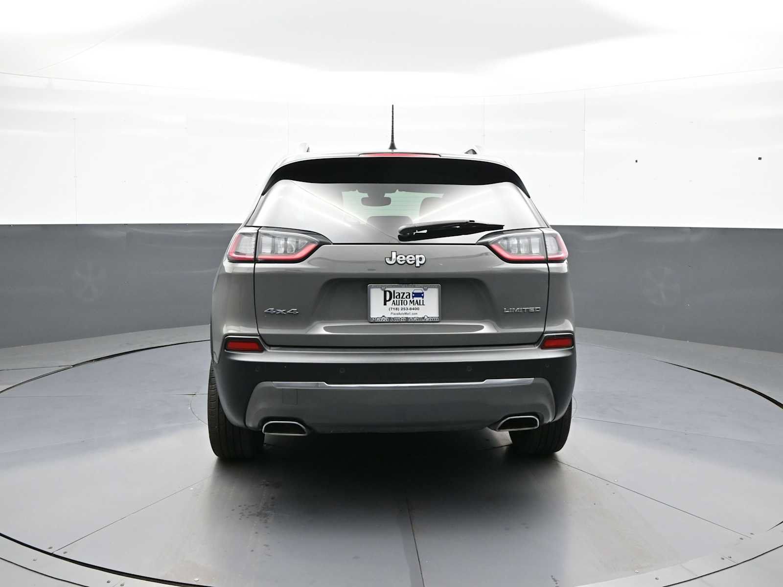 Used 2020 Jeep Cherokee Limited AWD/4WD image 7