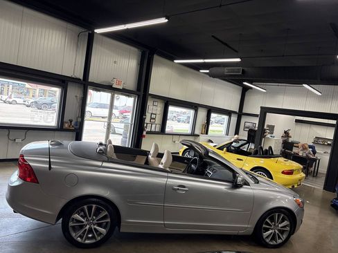 Used 2013 Volvo C70 T5 FWD image 13