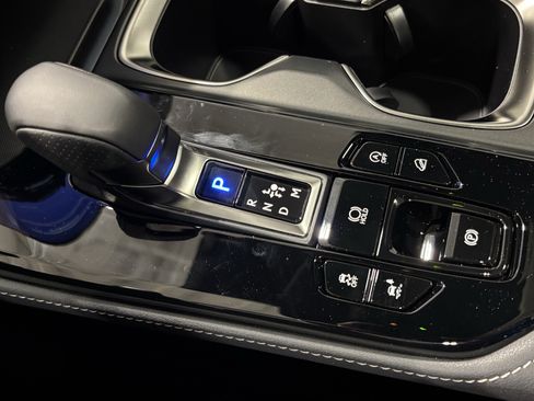 Used 2026 Lexus NX 350 F Sport w/ Accessory Package (2T) AWD/4WD image 26