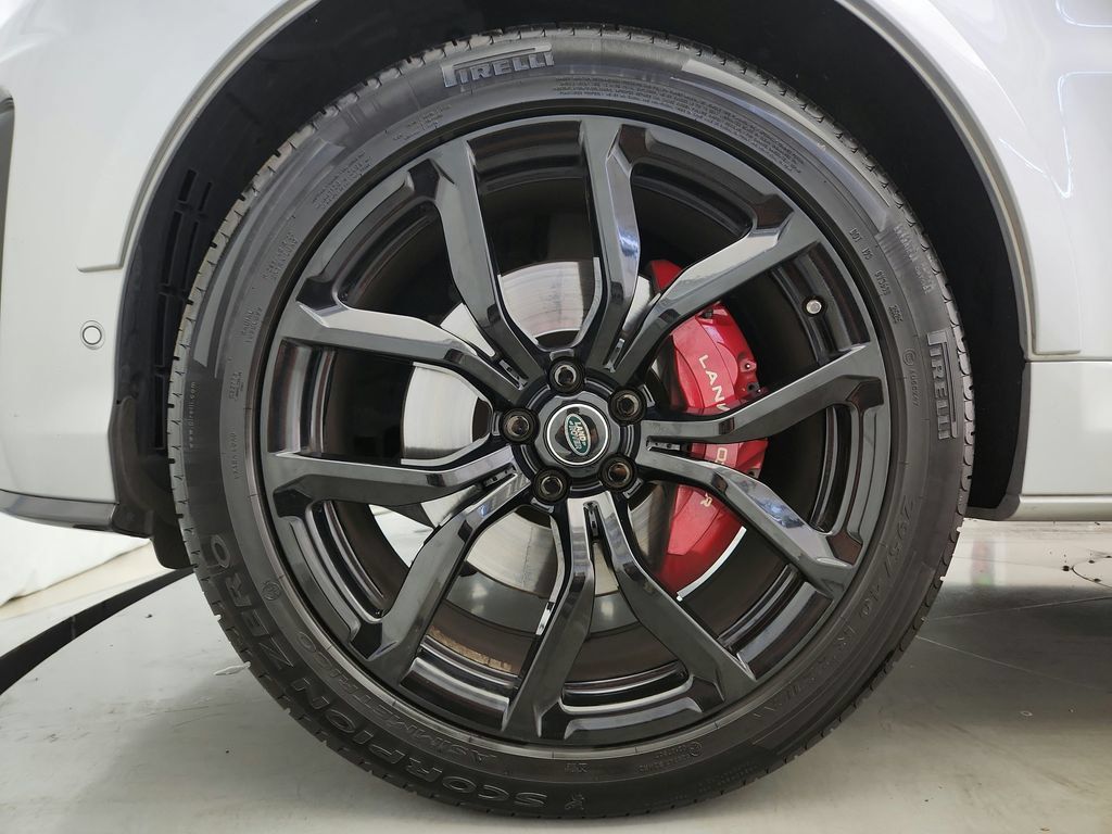 Used 2018 Land Rover Range Rover Sport SVR AWD/4WD image 39