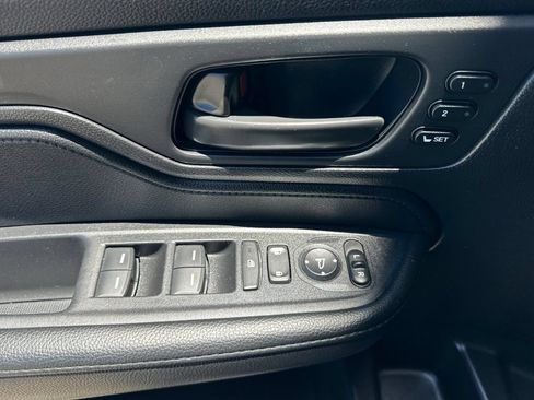 Used 2025 Honda Odyssey EX-L image 10