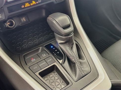 Certified 2023 Toyota RAV4 LE FWD image 16