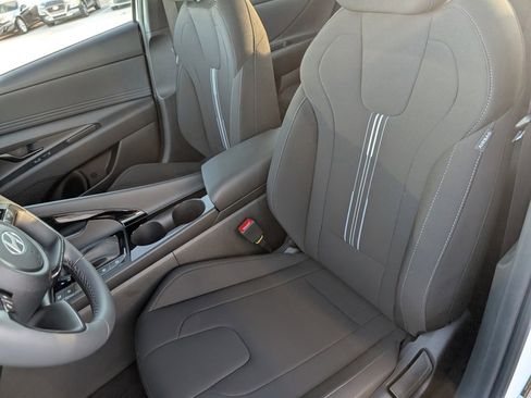 New 2026 Hyundai Elantra Sport image 9