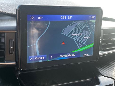 Certified 2023 Ford Explorer ST-Line w/ Class IV Trailer Tow Package image 10