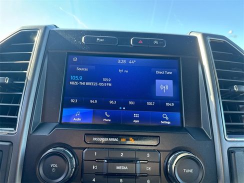 Used 2020 Ford F150 XLT image 26