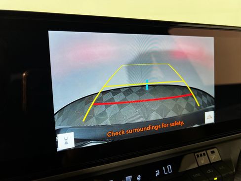 Used 2026 Toyota Camry SE w/ Multimedia Upgrade Package FWD image 19