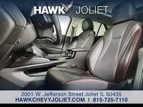 Used 2023 Buick Envision Essence w/ Sport Touring Package AWD/4WD image 12