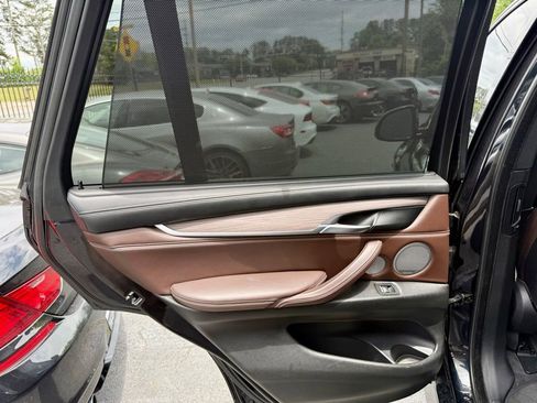 Used 2015 BMW X5 xDrive50i AWD/4WD image 35