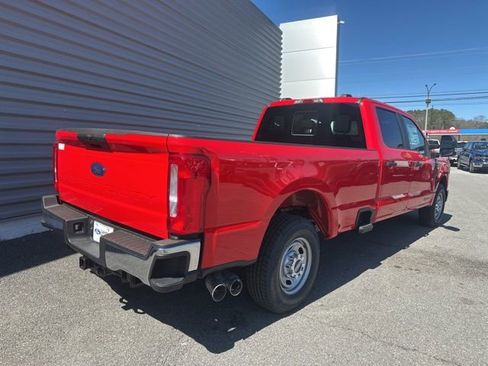 New 2025 Ford F250 XL w/ XL Chrome Package RWD image 3