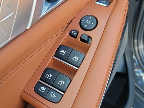 New 2027 BMW X7 xDrive40i w/ Executive Package AWD/4WD image 16