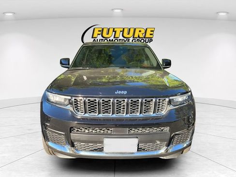 Used 2021 Jeep Grand Cherokee L Limited RWD image 2