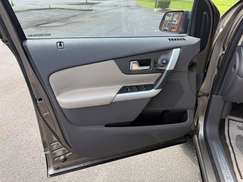 Used 2013 Ford Edge Limited image 8