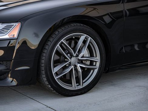 Used 2017 Audi A8 L 3.0T w/ Executive Package image 5