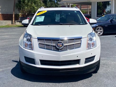 Used 2011 Cadillac SRX Luxury FWD image 2